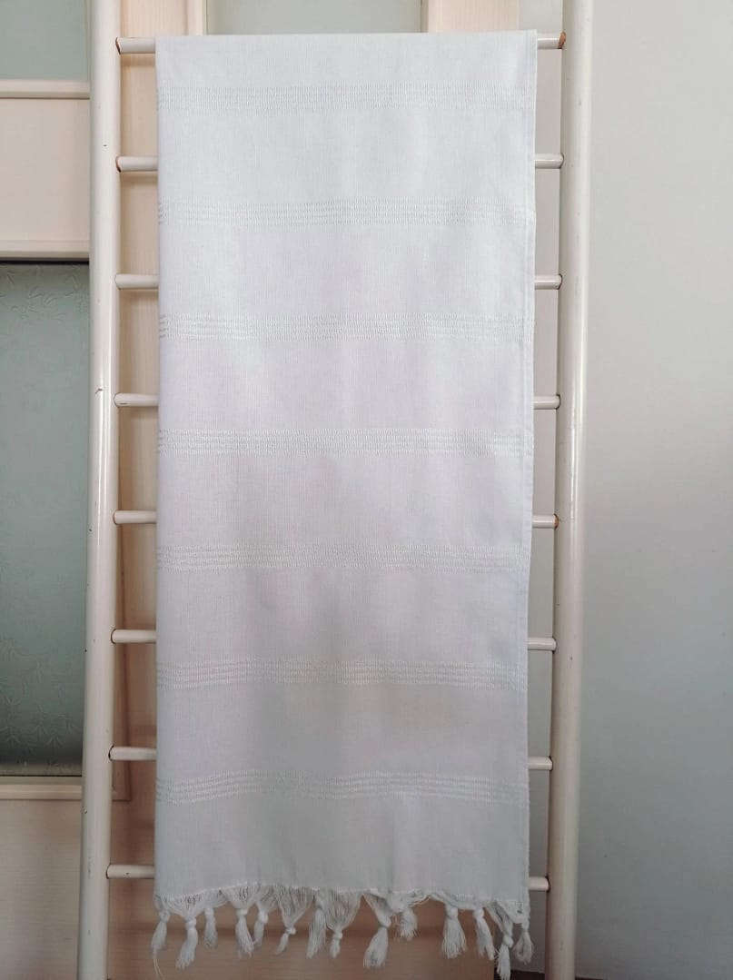 Raidallinen Valkoinen Saunapyyhe